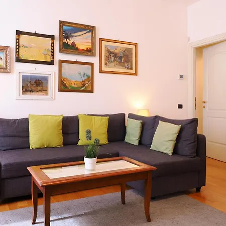 Apartman Primopiano - Via Pavia *